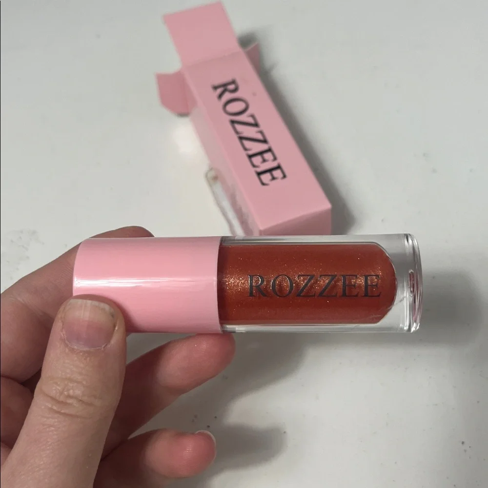 Rozzee Lip Gloss, Oil, Lip Plumper Color SO5 Orange Glitter
